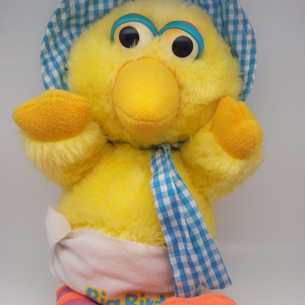 Vintage BABY BIG BIRD Sesame Street Hasbro Softies 11" Stuffed Plush Toy 1983